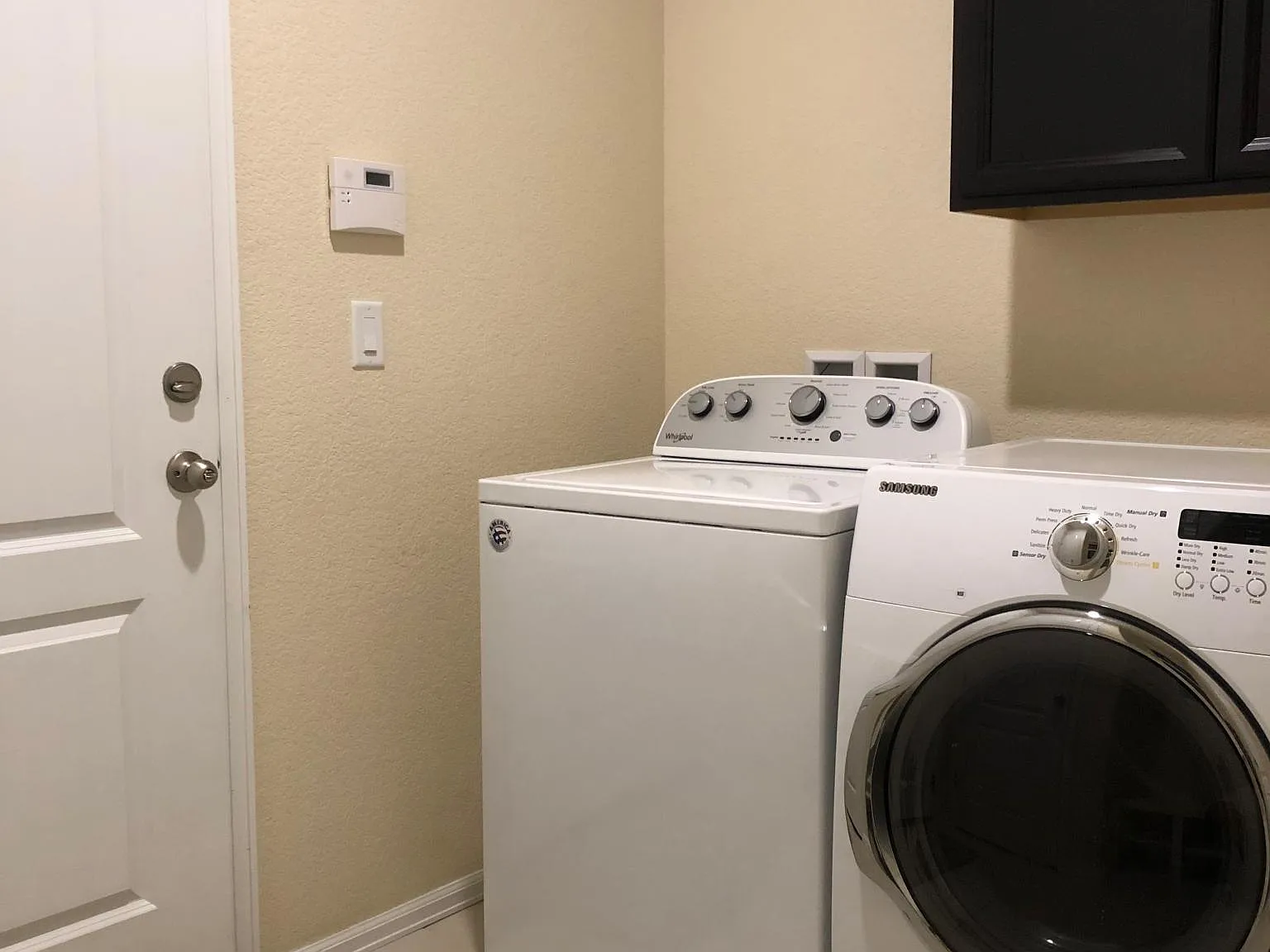 4 bed, 3.5 bath, 2381 sqft, $3,495 — Photo 4