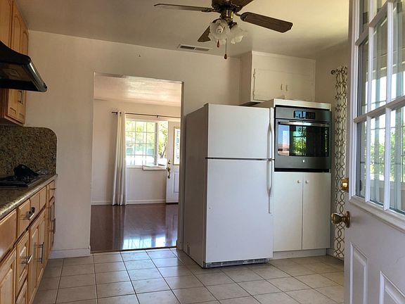 4th image of 1213-1215 Alice Dr