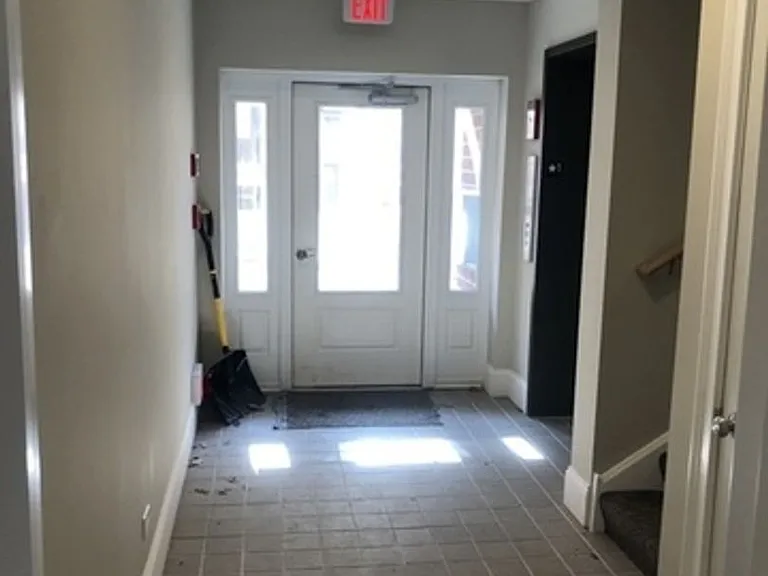 515 Summit Ave — Photo 10
