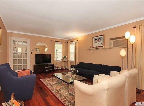 3rd image of 7629 266th St