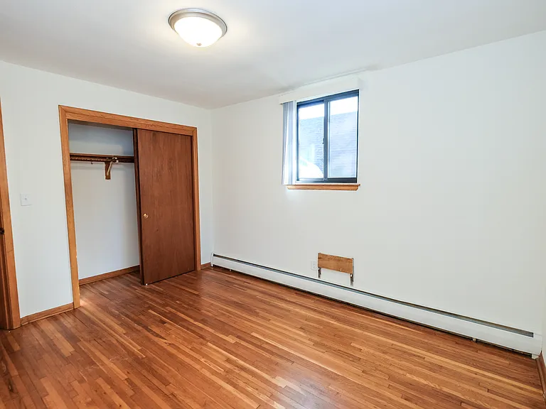 Randolph Apartments — Photo 27