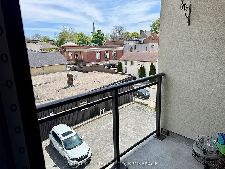10 Albert St E #303 — Photo 19