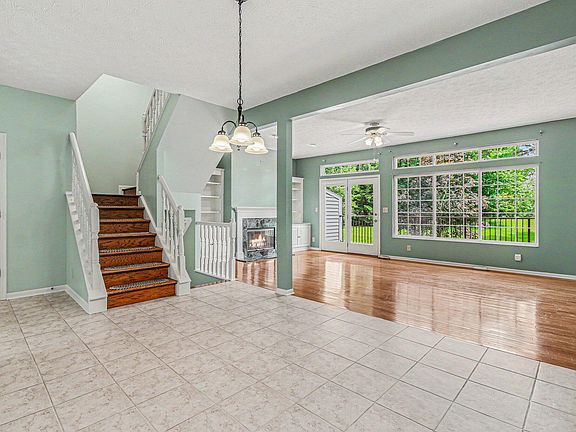 3rd image of 10796 Saint Andrews Dr