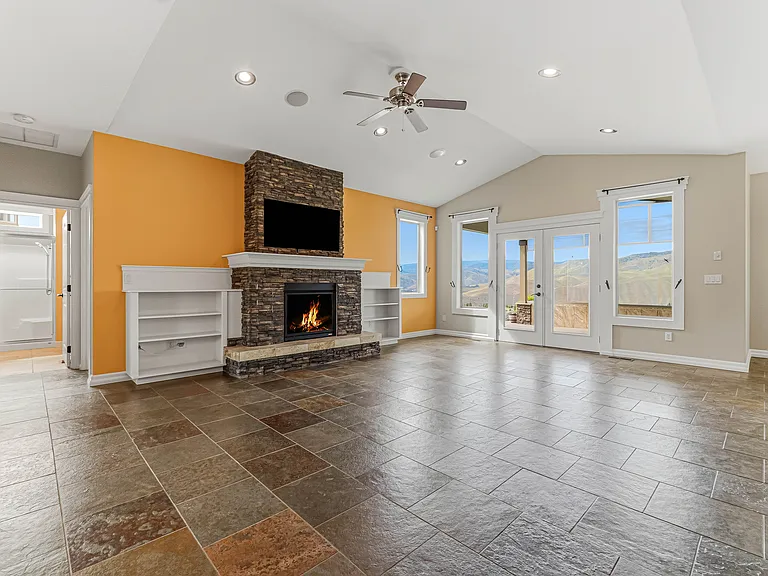 125 E Mountain Brook Ln — Photo 10