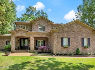 7655 Elizabeth Circle Dr, Olive Branch, MS 38654