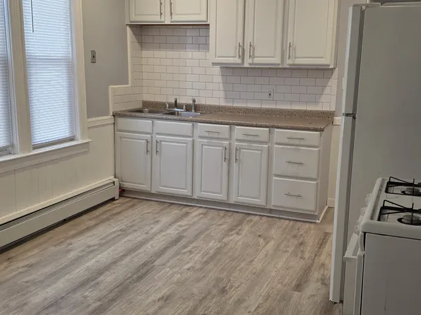 5 Calder St, Pawtucket, RI 02861