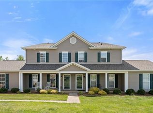 164 Pinewood Ln Unit 102, Bermuda Run, NC 27006
