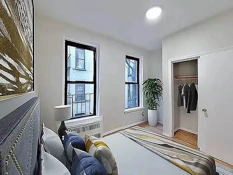 104 Suffolk St #5 — Photo 2