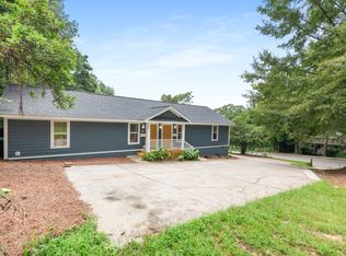 907 Beaufort St #E, Columbia, SC 29201