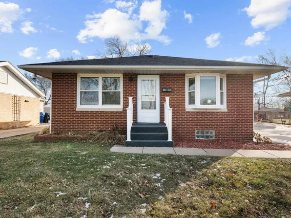 4812 27th Ave, Moline, IL 61265