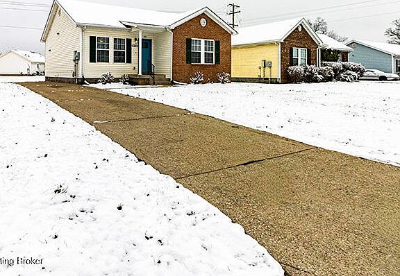 3rd image of 143 Deerfield Ct