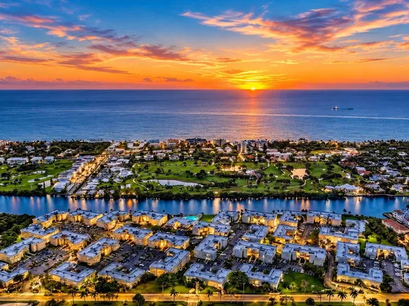 12 Colonial Club Drive #305, Boynton Beach, FL 33435