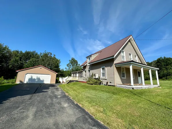 103 Main Road, Charleston, ME 04422