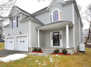 5 Greenfield Ct, New Milford, CT 06776