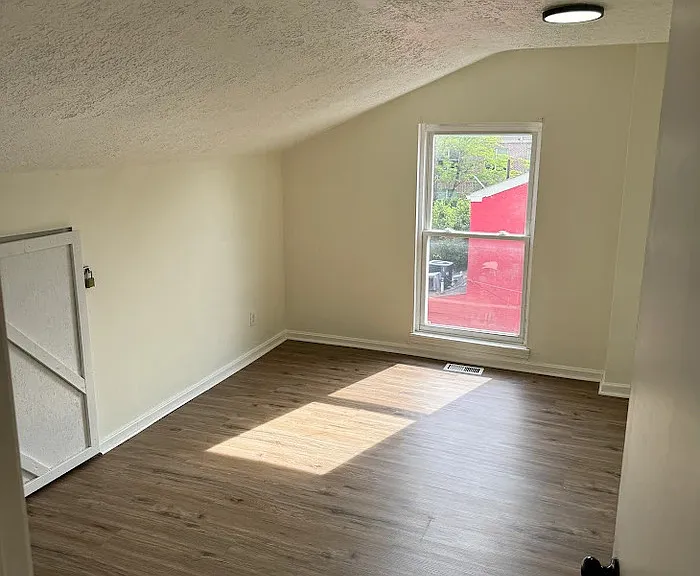 126 E 11th St #2 — Photo 11