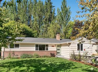 14637 6th Ave SW, Seattle, WA 98166