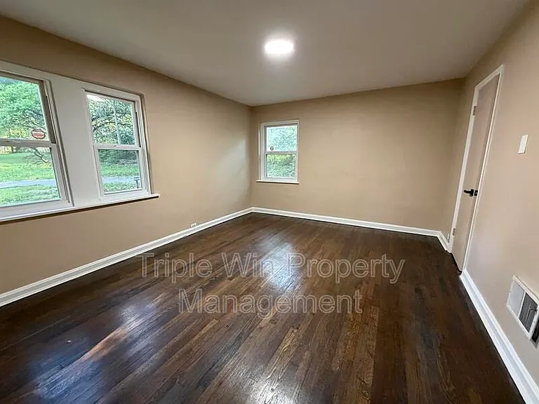 1911 Redman Rd — Photo 19