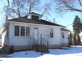 15 Garth Ave, Ewing, NJ 08638