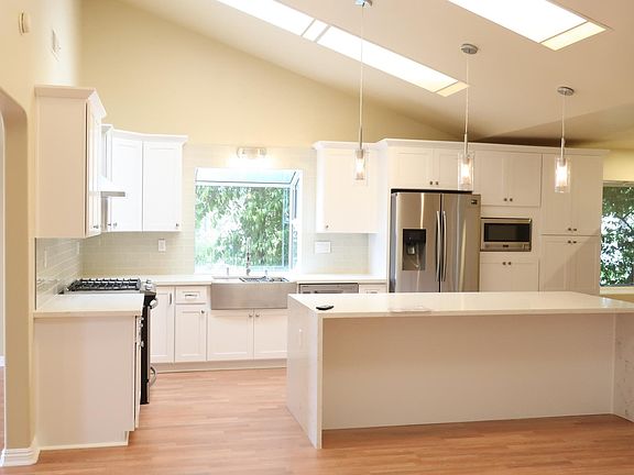 5th image of 28619 Golden Meadow Dr