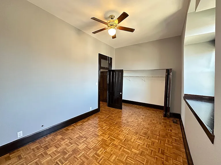 238 S Ashland Ave #2HT — Photo 17