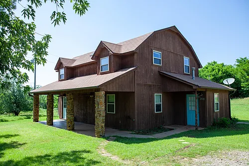 2810 W McMurtry Rd Photo 1
