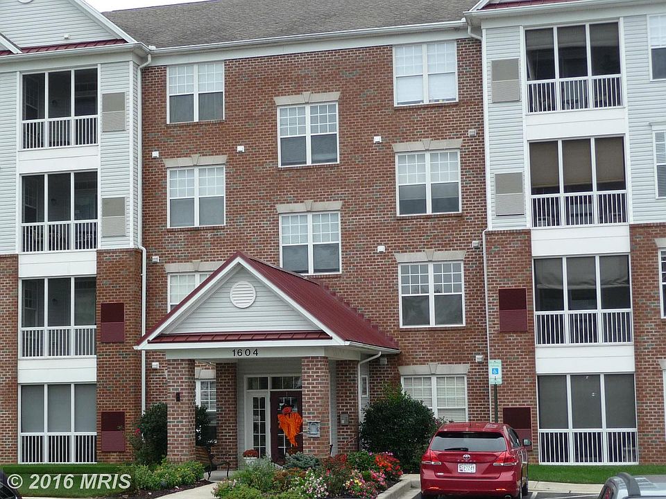 1st image of 1604 Martha Ct Unit 204