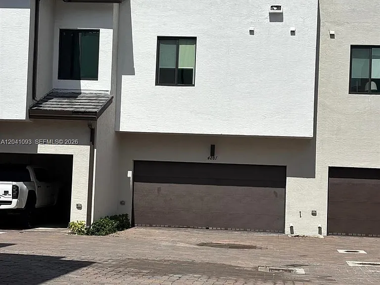 4281 NW 83rd Ave #4281 — Photo 21