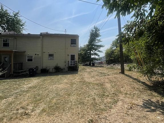 4th image of 1332 Northampton Ct