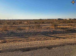 8325 Molinar Rd, Carlsbad, NM 88220