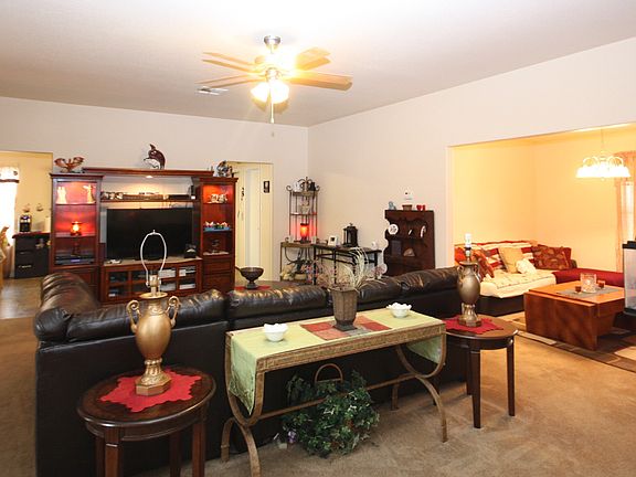 5th image of 2114 Lincoln Ct