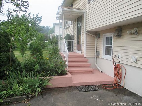 2nd image of 45 Grove St