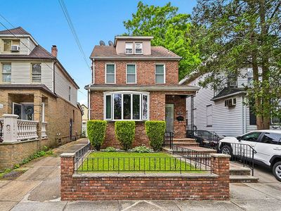 48-54 207th St, Flushing, NY, 11364
