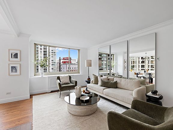 3rd image of 30 W 63rd St APT 16H