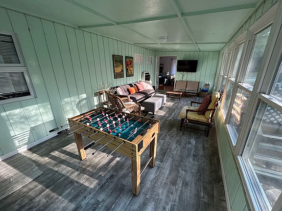 All-seasons room