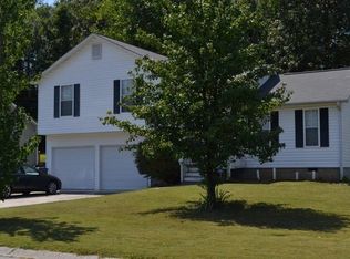 414 Ivy Terrace Dr, Dallas, GA 30157