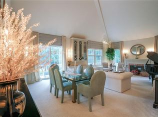 6 Westfield Rd, White Plains, NY 10605