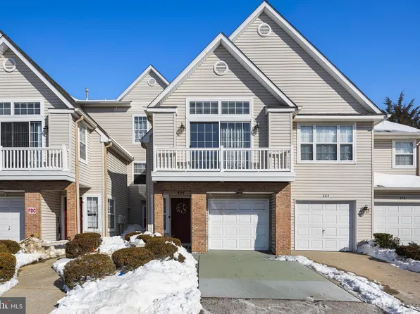 324 Tuvira Ln, Cherry Hill, NJ 08003