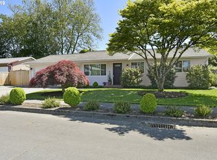 2928 NE 24th St, Gresham, OR 97030