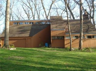 984 Lakewood Dr, Rockford, IL 61102
