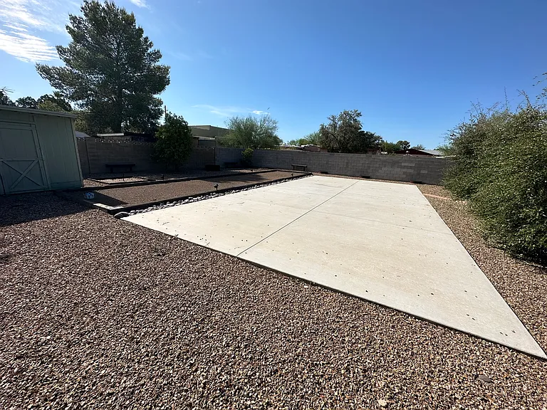 2208 N Rita Ave — Photo 19