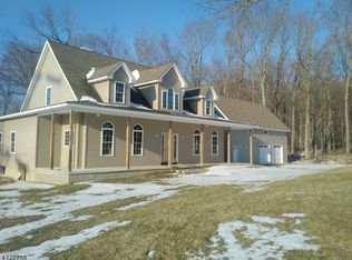 35 Hewitt Rd, Lambertville, NJ 08530