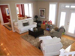 3rd image of 8164 Hewes Pl