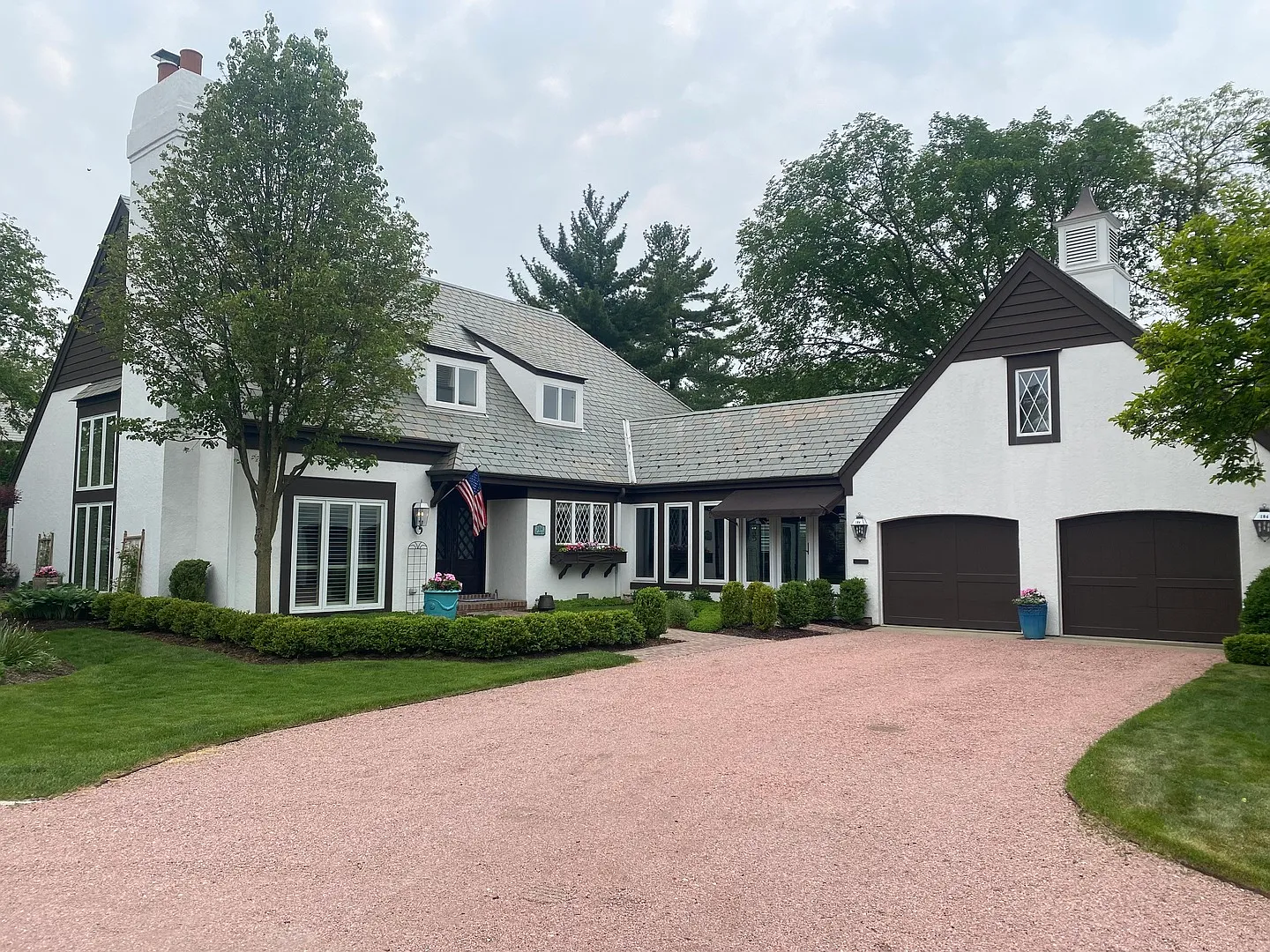 104 Burr Ridge Clb photo 1