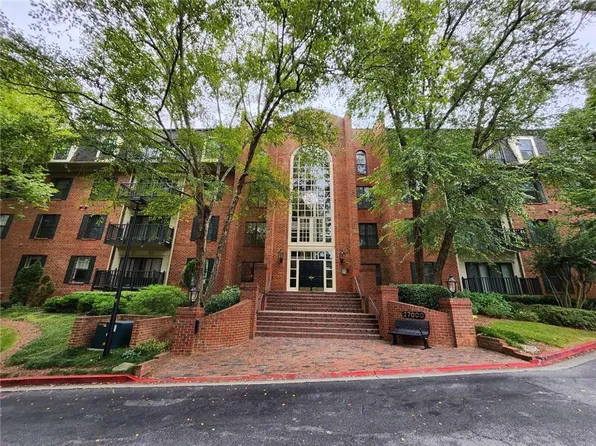 27309 Plantation Dr NE #27309, Atlanta, GA 30324