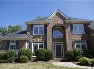 103 Englewood Dr, Chapel Hill, NC 27514