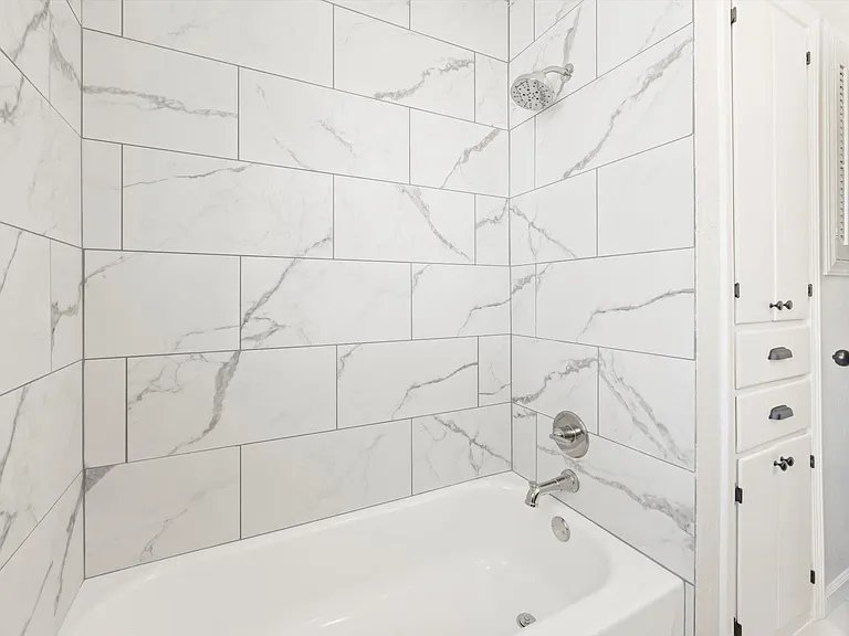 2725 Kent Dr — Photo 19