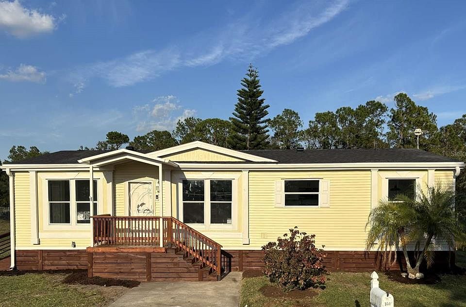 1st image of 371 CALOOSA COURT