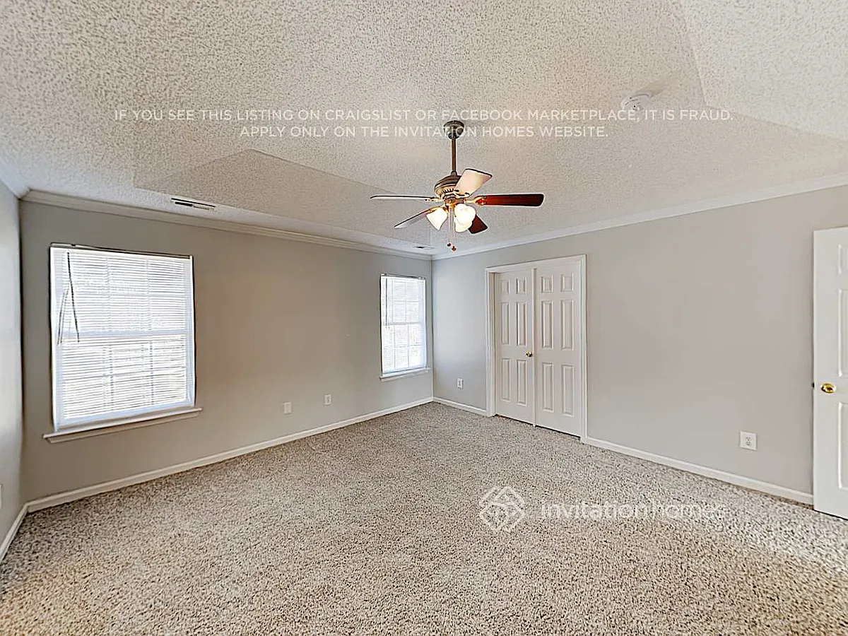 Building Photo - 5923 Leawood Run Ct