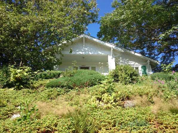 4427 38th Ave SW, Seattle, WA 98126