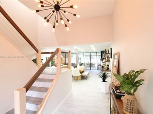 1231 E Golfview Dr #1231, Hollywood, FL 33026